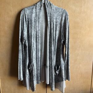 New LOGO Snake Print Cardigan with Pockets and Chiffon Hem Trim Large
